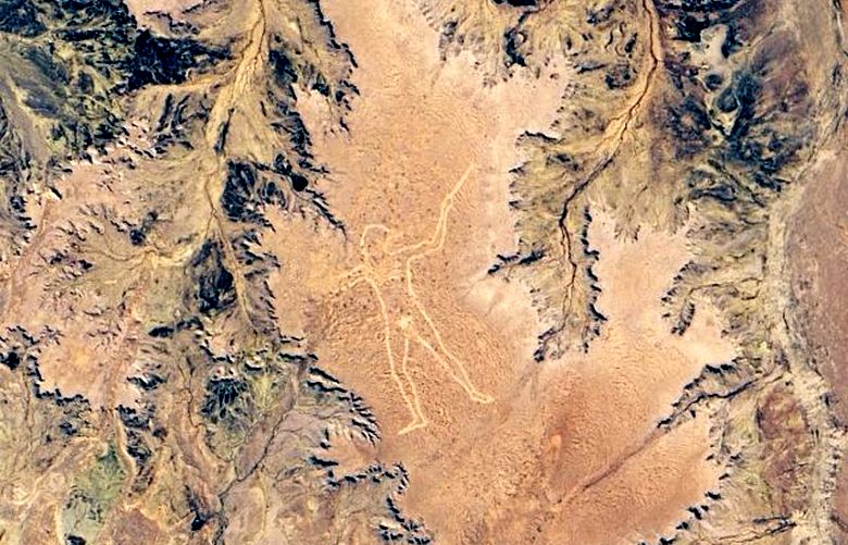 Таинственный геоглиф в виде гигантского человека на австралийском плато обновлен
