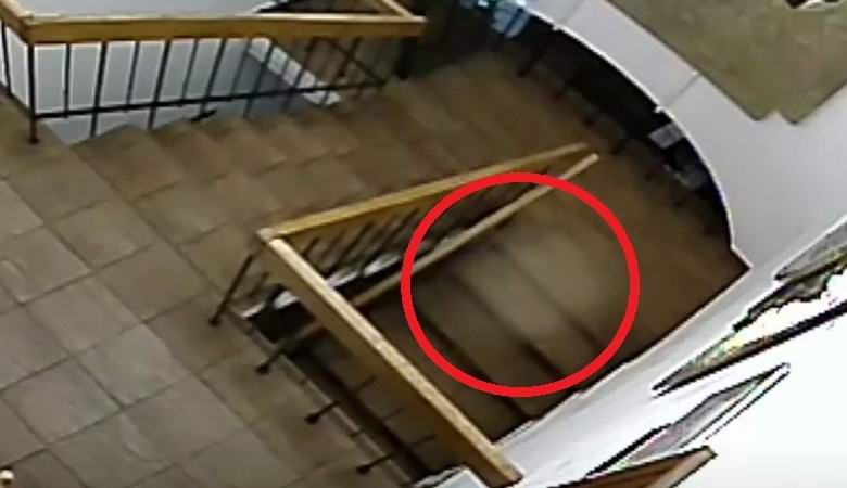 Камера наблюдения зафиксировала фантом в московском музее