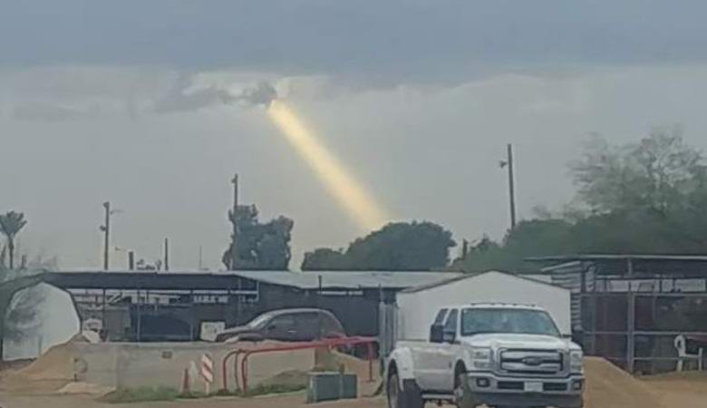 Над Техасом возник загадочный луч света