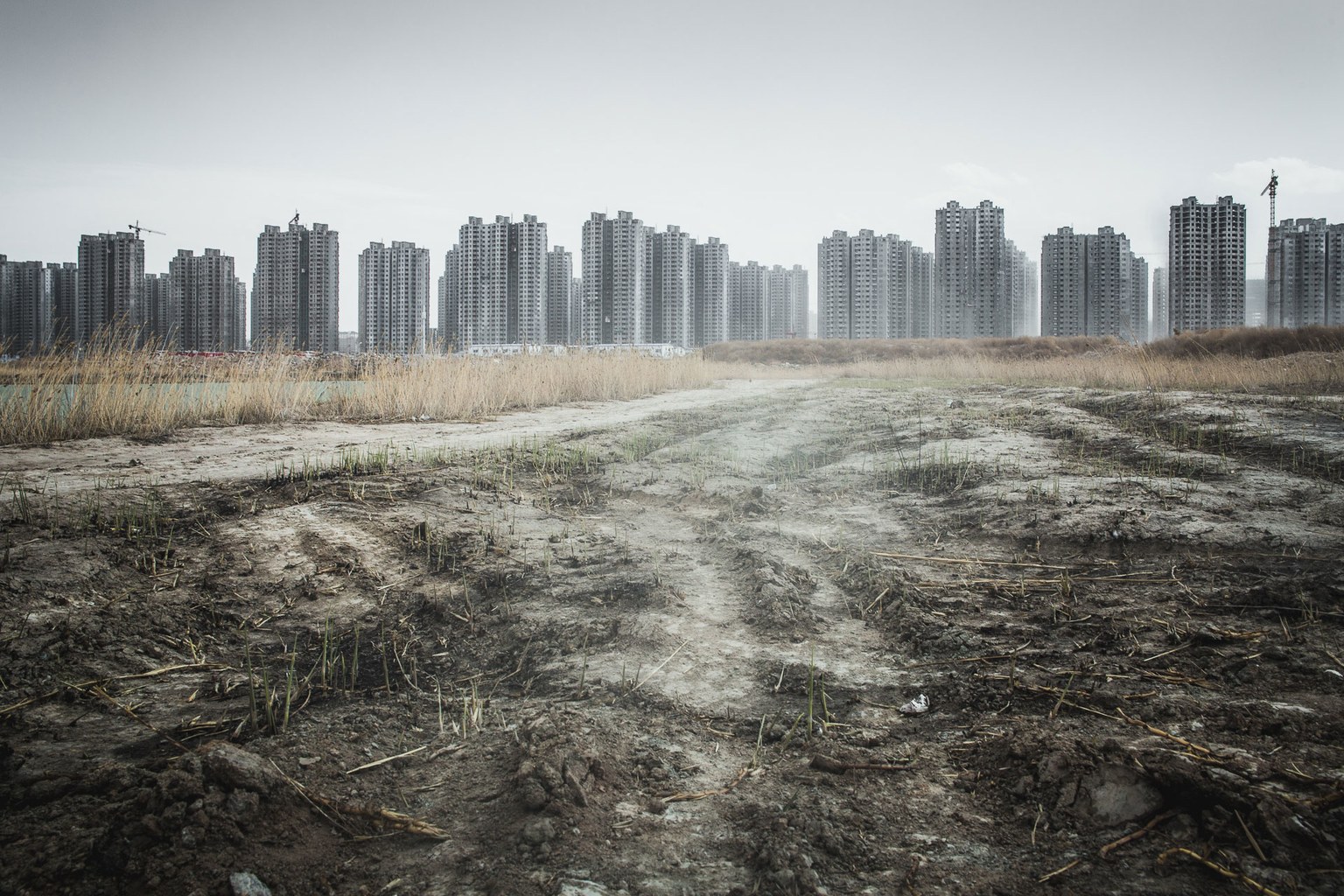 Для кого китайцы строят жуткие города-призраки