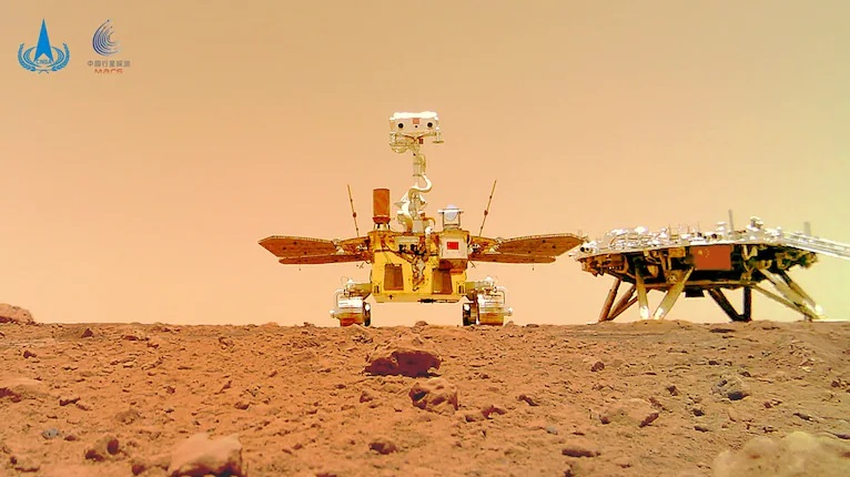 Китайский марсоход готовится к суровой марсианской зиме