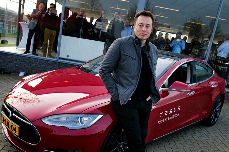 Илон Маск обещает: Tesla достигнет полной автономности уже в этом году