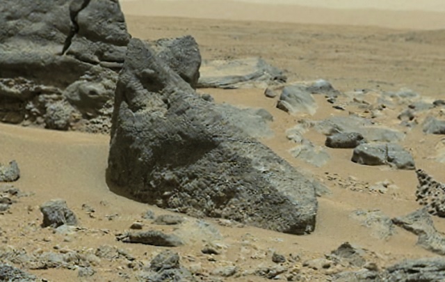 Древнюю пирамиду на Марсе обнаружил уфолог