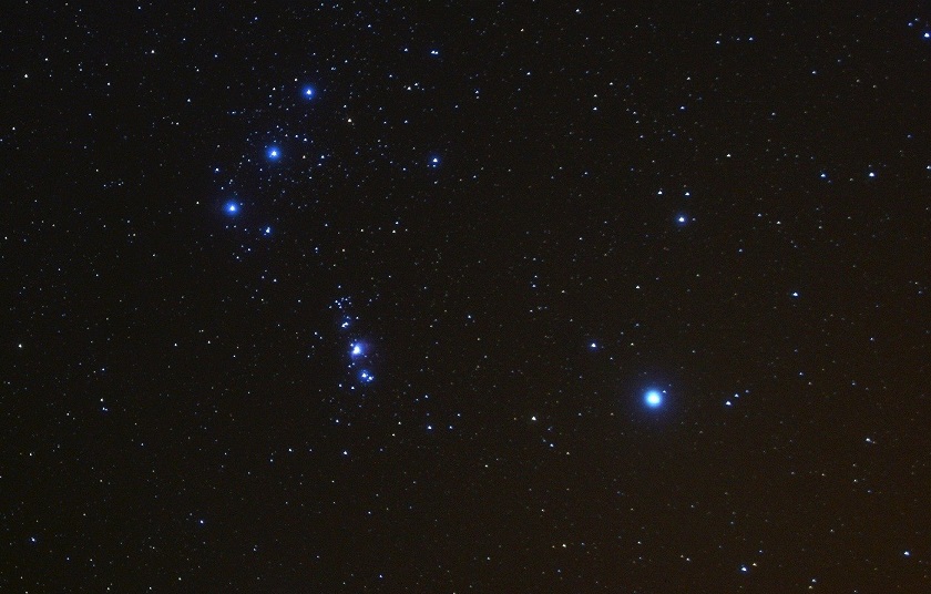 Почему звезда в созвездии Ориона потеряла свою яркость