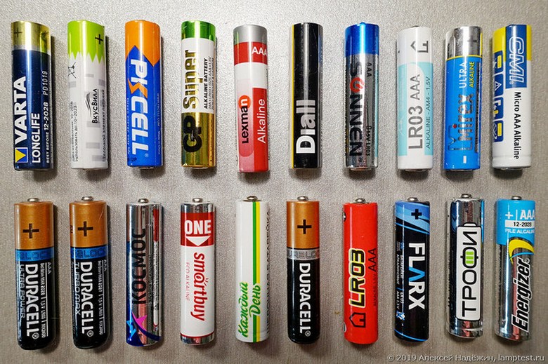 Какие батарейки AAA покупать: дорогие или дешевые?