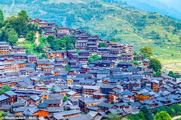 Жители Китая, услышав в горах «рычание дракона», собрались на его поиски
