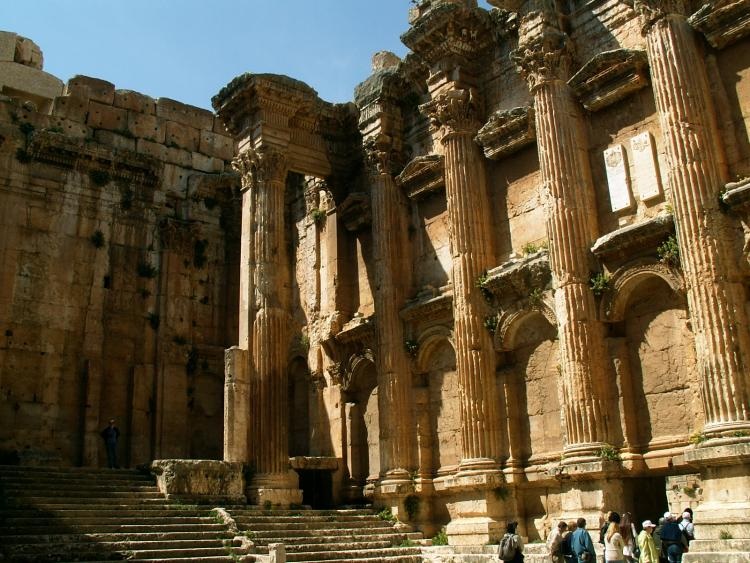 Тайна древнего Баальбека: как возводились гигантские храмы и загадочные сооружения