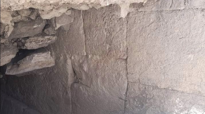 В Мексике обнаружили остатки древней ступенчатой пирамиды ольмеков