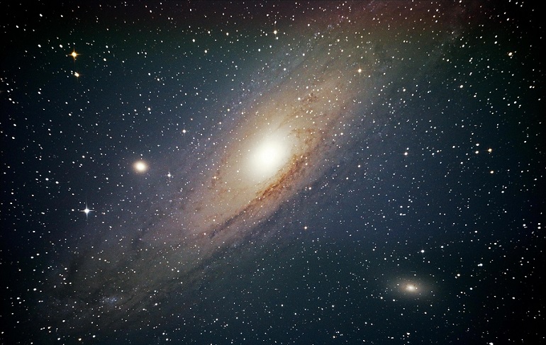 Галактика Андромеды выросла за счет «галактического каннибализма», обнаружили ученые