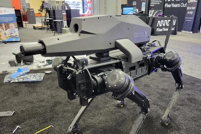 В США предложили использовать роботов для убийства подозреваемых