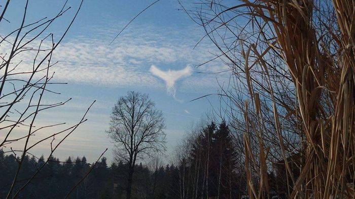 Фантастическое облако в форме ангела запечатлели в Польше