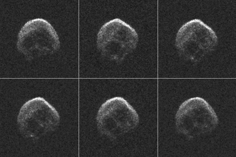 К Земле приближается астероид в виде гигантского черепа