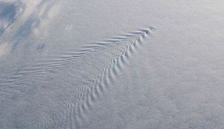Секретная база ледового материка и загадочные облака Антарктики
