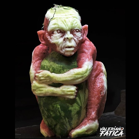 Невероятная резьба по арбузу