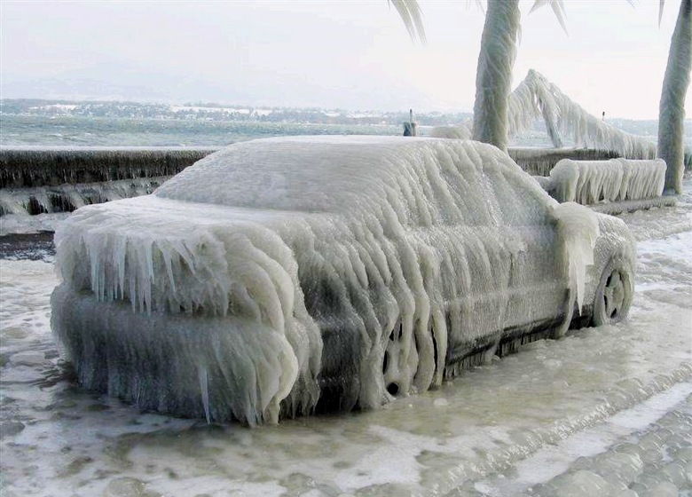 Ледяной автомобиль