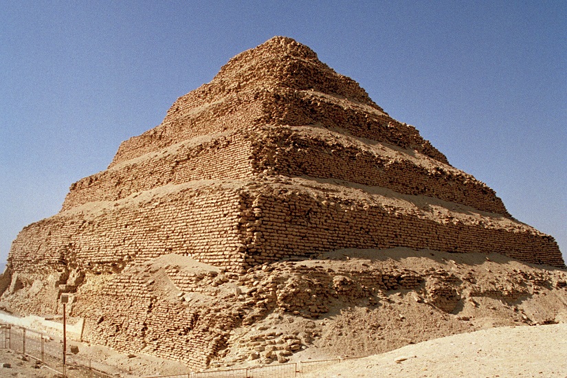 Пирамида Джосера – самая древняя пирамида на Земле