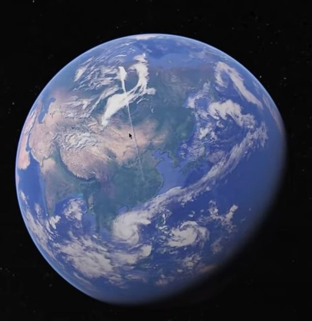 Пользователь «Google Earth» обнаружил странный объект длиной около 5000 километров